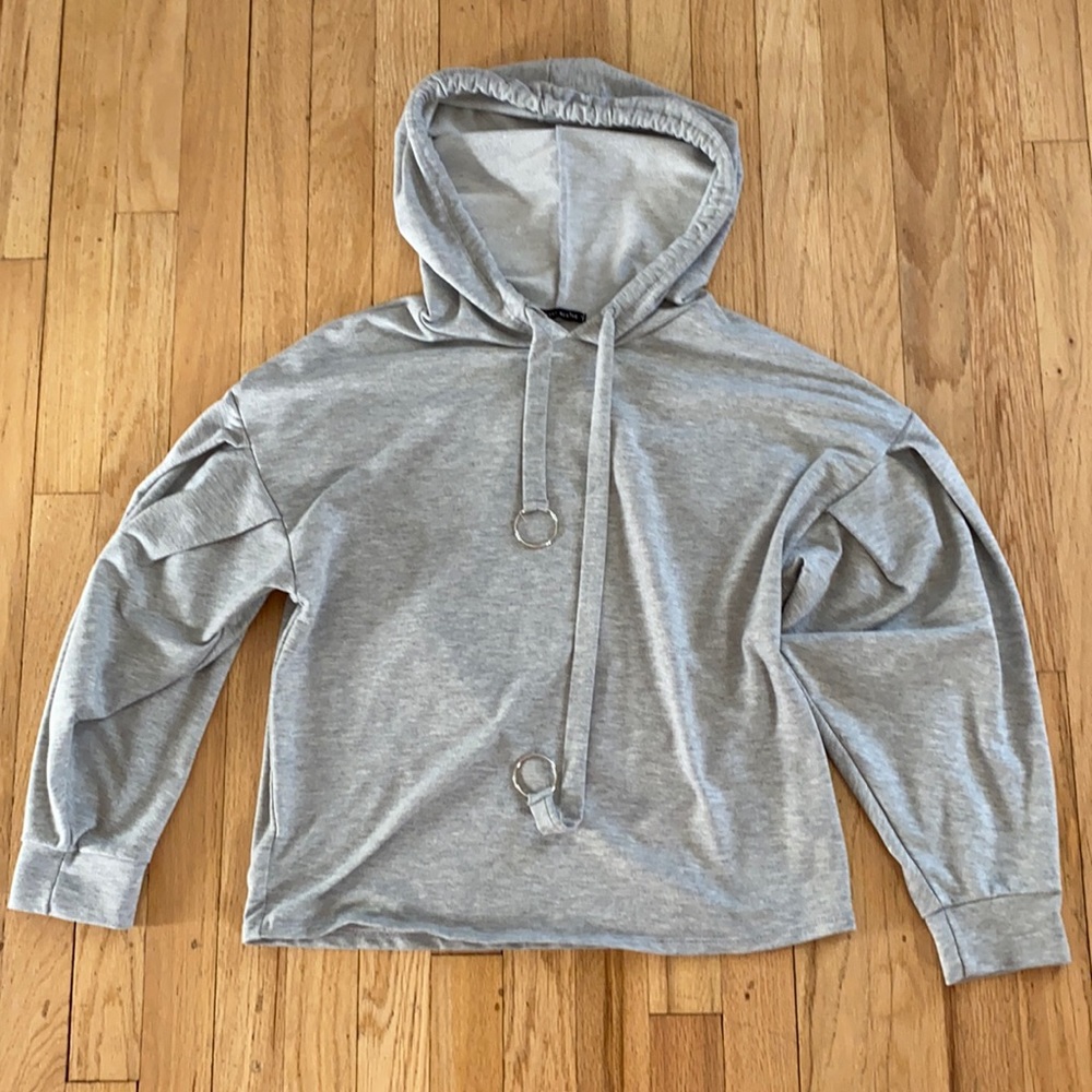 4/$20🥳Sweet Claire hooded sweatshirt size Small